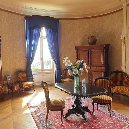 Château De Bonnet Les Oules Alojamento de Acomodação e Pequeno-almoço Saint-Bonnet-les-Oules