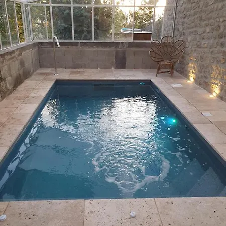 Alojamento de Acomodação e Pequeno-almoço Château De Bonnet Les Oules
