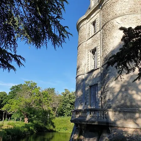 Chateau De Bonnet Les Oules Bed & Breakfast *