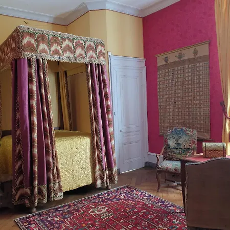 Chateau De Bonnet Les Oules Nocleg ze śniadaniem