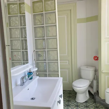 Bed & Breakfast Chateau De Bonnet Les Oules Saint-Bonnet-les-Oules