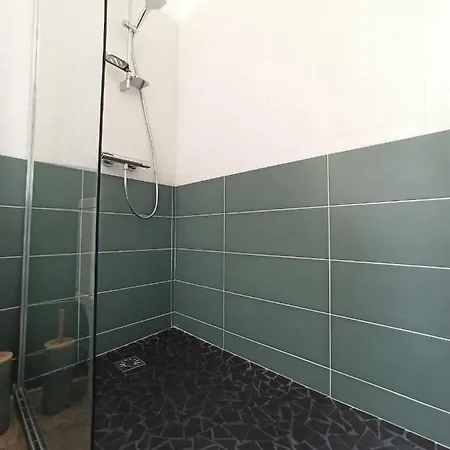 Nocleg ze śniadaniem Chateau De Bonnet Les Oules Saint-Bonnet-les-Oules