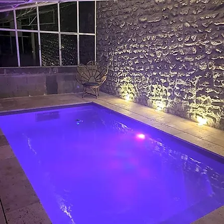 Chateau De Bonnet Les Oules Bed & Breakfast 3*